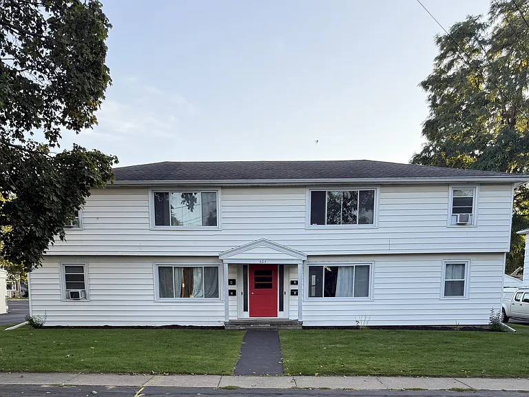 404 W Hickory St #1 — Photo 1