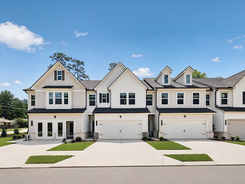 Pinewood Townhomes Smyrna 1