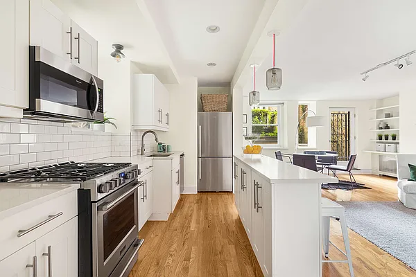 Sold by Compass | media 3