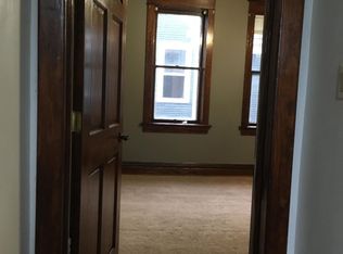 309 1/2 E 7th St, Duluth, MN 55805