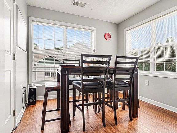 3rd image of 1305 Kent Rd APT 202