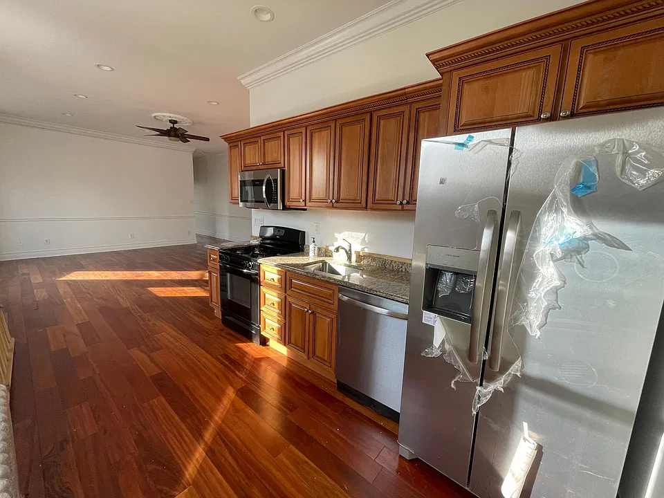 2547 S Broad St #2