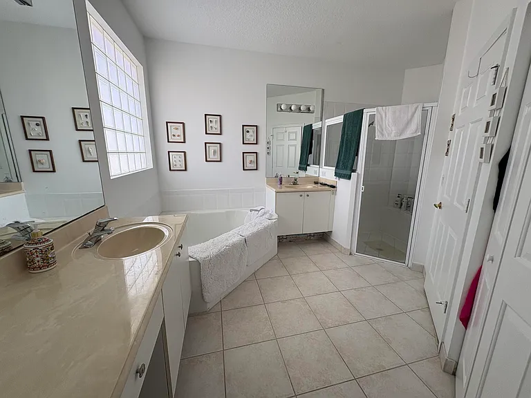 15426 Fiorenza Cir — Photo 20