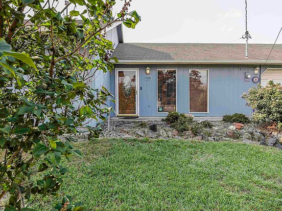 2nd image of 1103 18th Ave