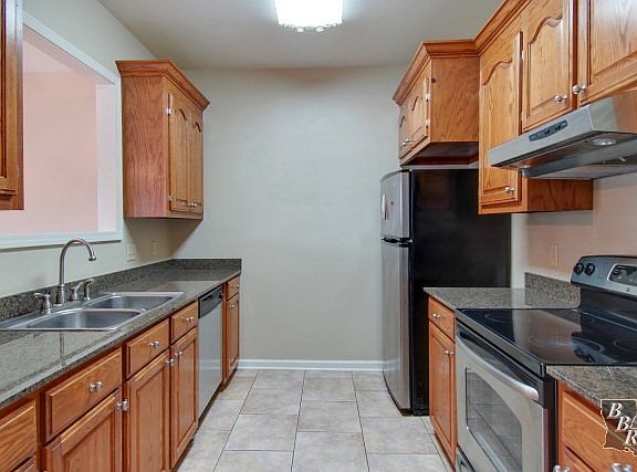 5th image of 732&736 Bayou Gardens Blvd
