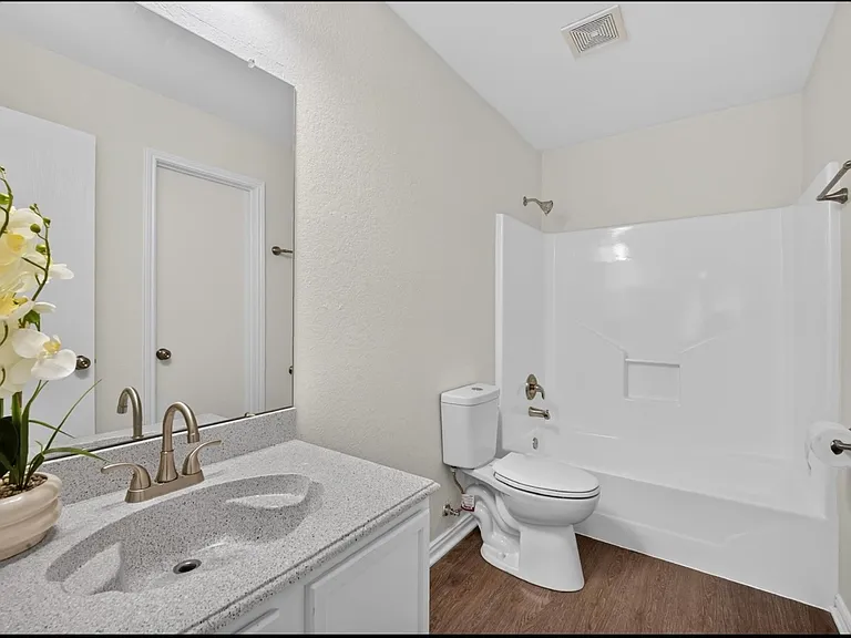 9605 Woodrow Wilson Dr — Photo 9