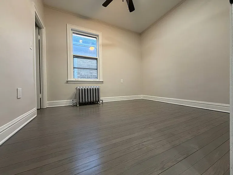 8442 S Essex Ave — Photo 7
