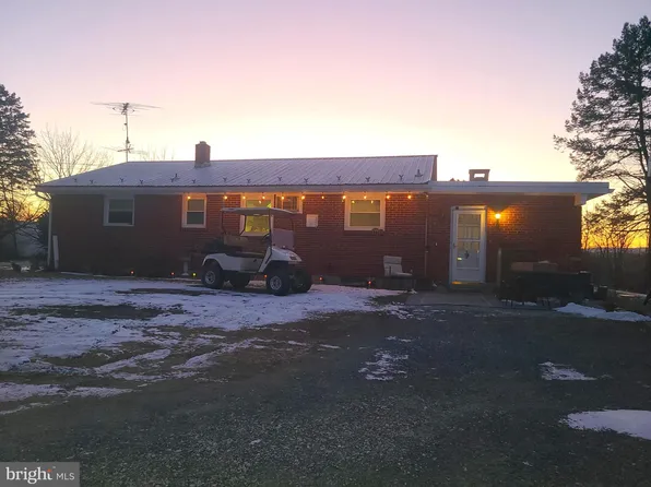 529 Ridge Rd, Shoemakersville, PA 19555