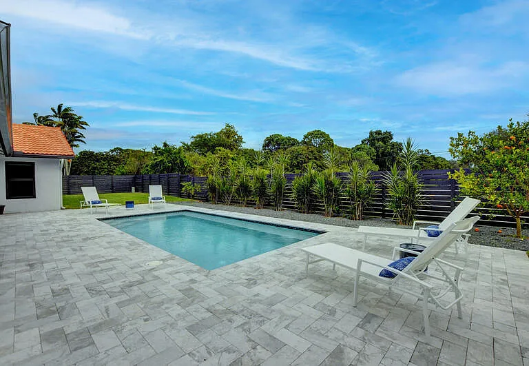 1440 NW 12th Way — Photo 1