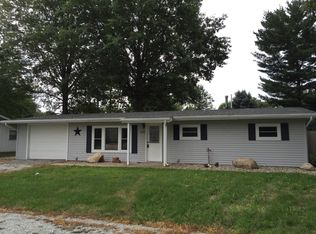 19126 Oak St, New Paris, IN 46553