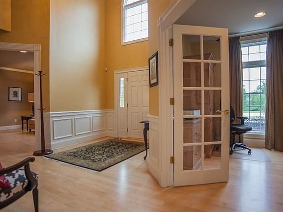 4th image of 2242 Gray Fox Ct