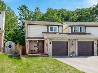 49 Burns Cir, Barrie, ON L4N 5J8