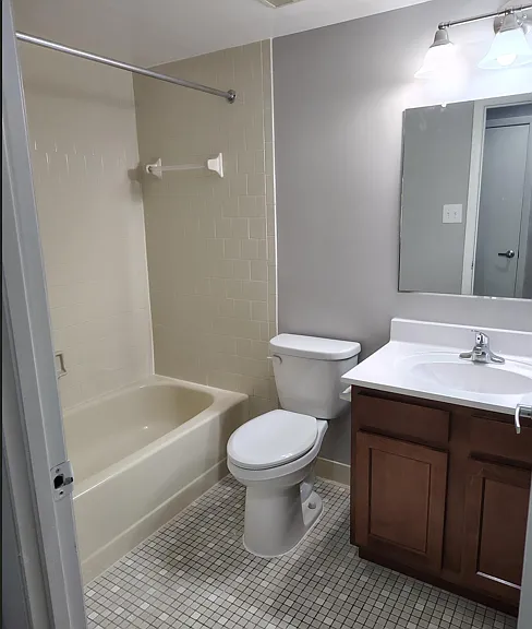 Residences at Pomona Park — Photo 127