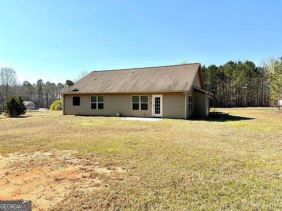 2nd image of 111 Bridle Path