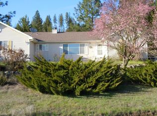 400 Hudspeth Ln, Shady Cove, OR