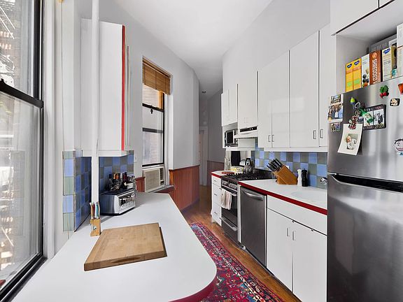 4th image of 148 W 16th St APT 5