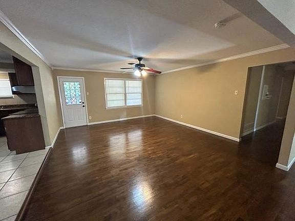 5th image of 2225 Rosewood Dr