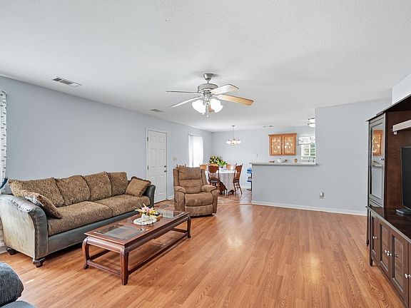 3rd image of 129 Boardwalk St