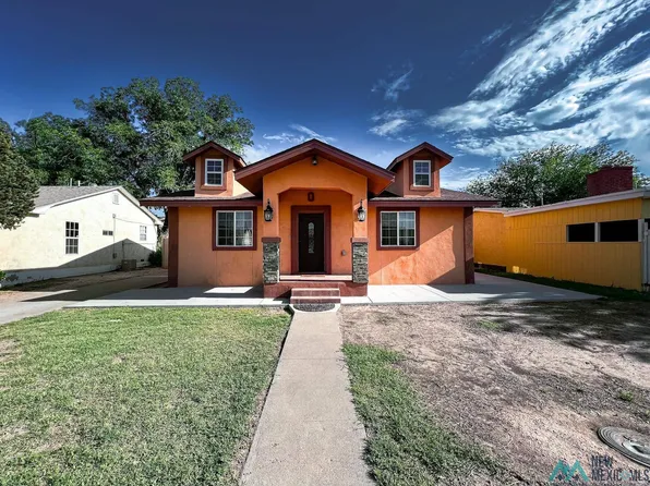 1106 E 1st St, Roswell, NM 88203