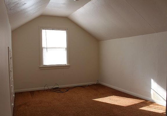 Upper level