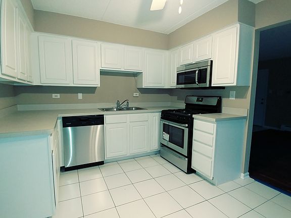4th image of 9840 W 153rd St APT 1SW
