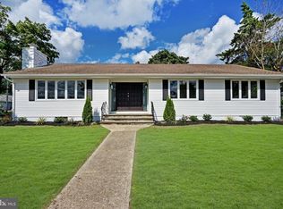 28 Parkers Point Blvd, Forked River, NJ 08731