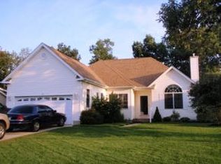 1016 Beach Ln, Manahawkin, NJ