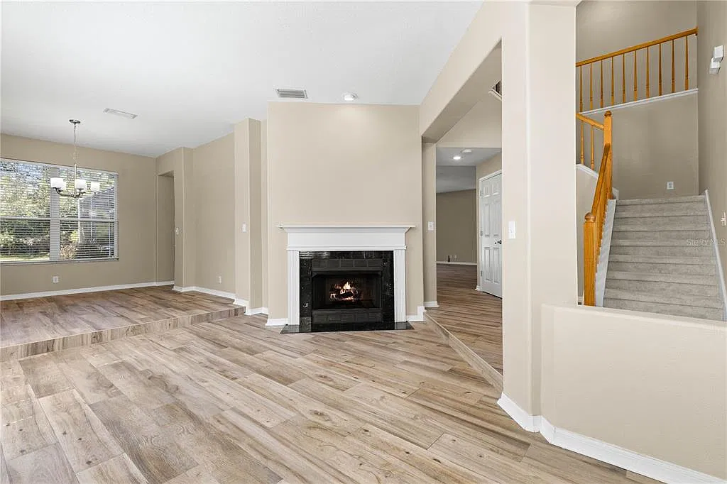 4 bed, 3.0 bath, 2878 sqft, $4,500 — Photo 4