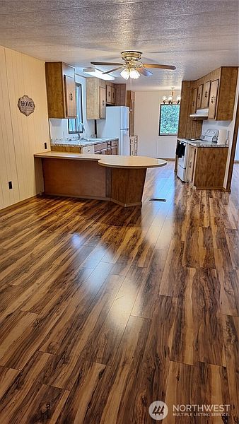 4th image of 5714 118th Avenue Ct #15