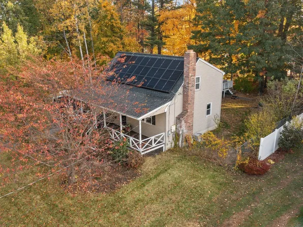 128 Birchcroft Rd, Leominster, MA 01453