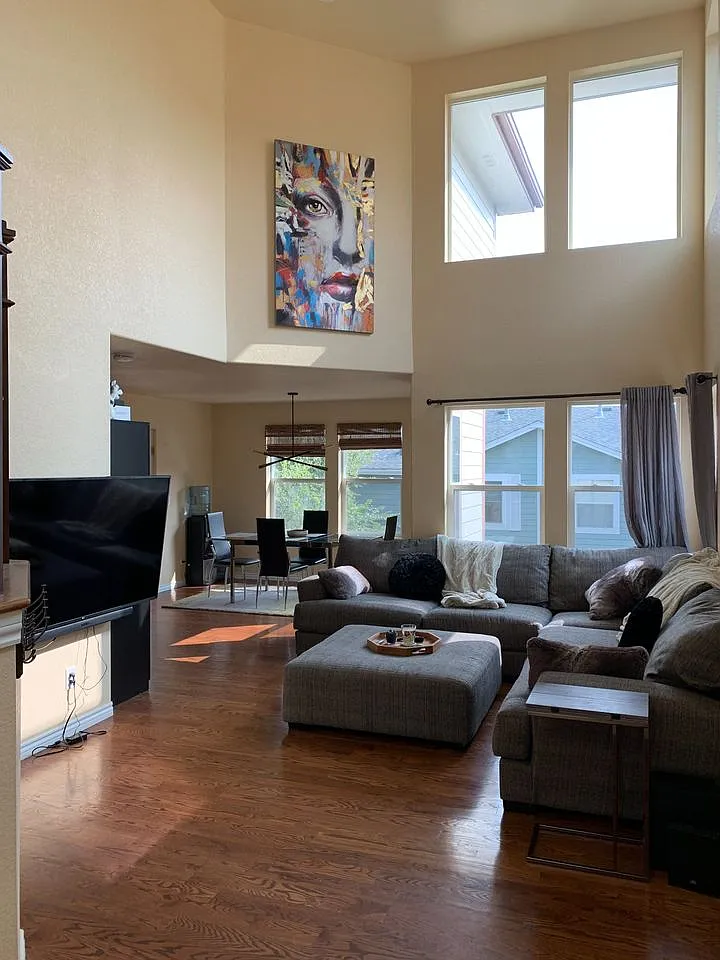 4 bed, 2718 sqft, $1,050 — Photo 4