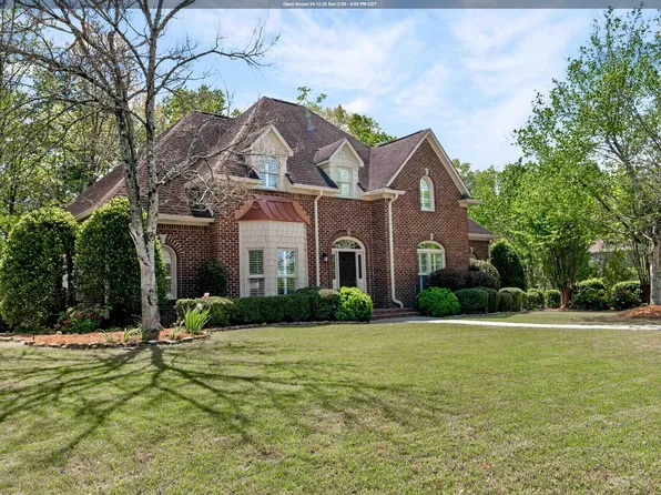 7055 Lake Run Dr, Vestavia, AL 35242