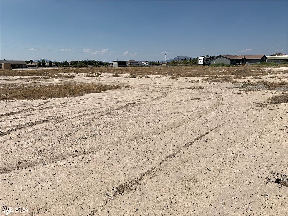 2nd image of 3720 S Ranger Way