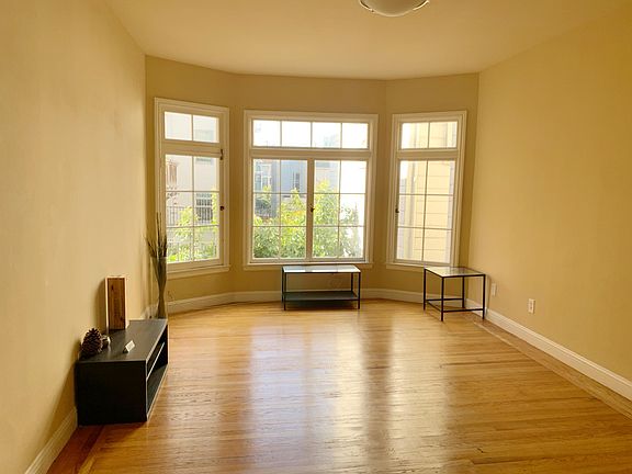5th image of 1886 Market St APT 4