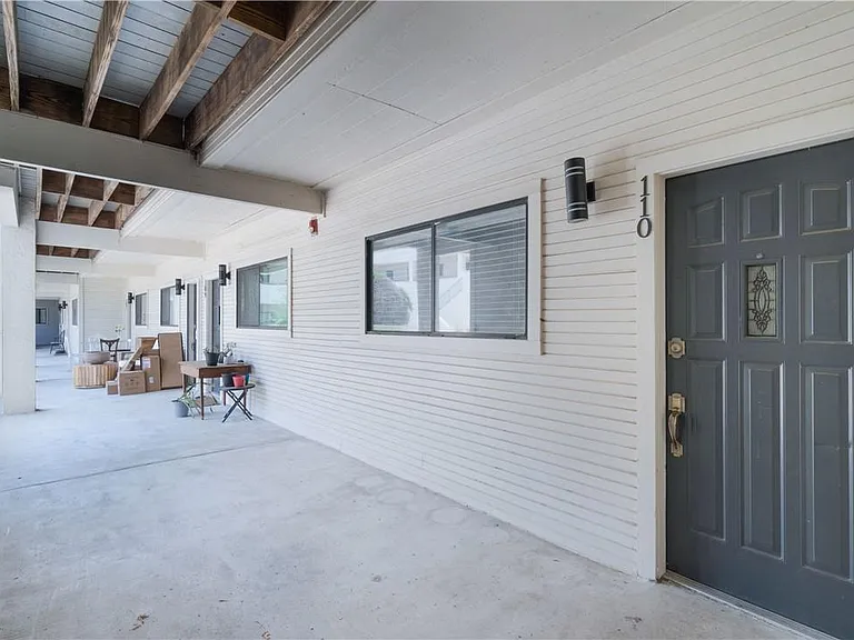 2605 Enfield Rd #110 — Photo 7