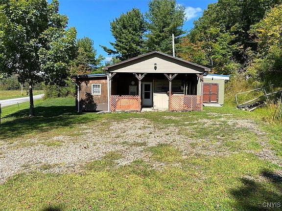 2nd image of 5218 Saunders Hill Rd