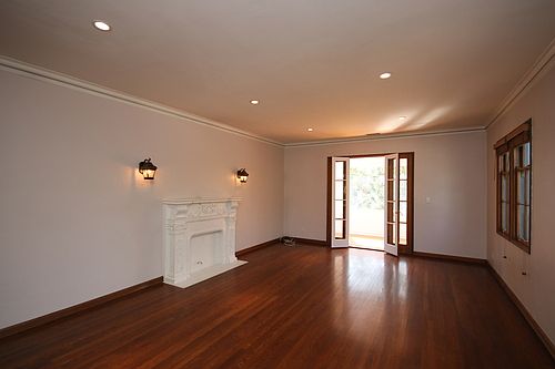 3rd image of 595 S Oakland Ave #592