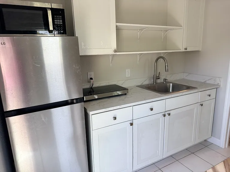 1508 NW 1st Ave #2 — Photo 4
