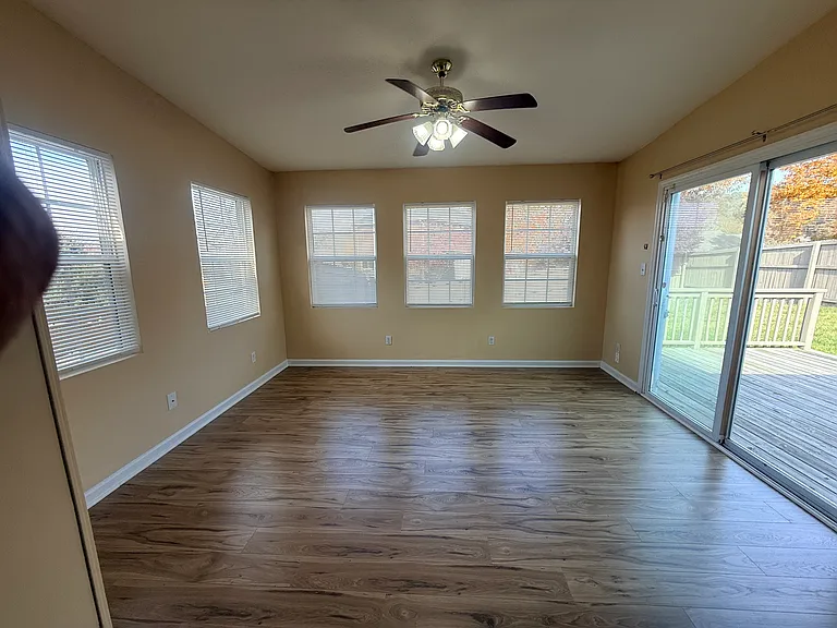 8801 Mill Run Dr — Photo 8