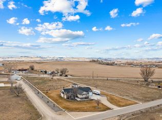 2549 Royal Vista Dr, Homedale, ID 83628