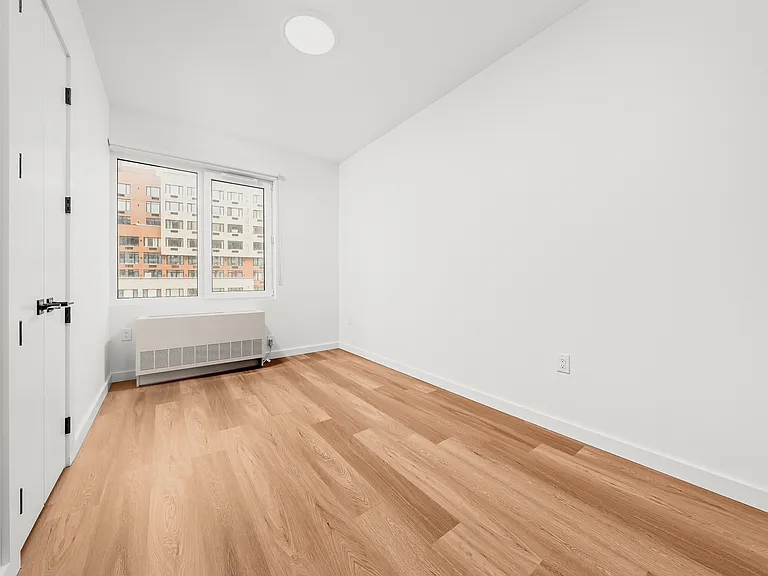 261 Grand Concourse #1716 — Photo 8