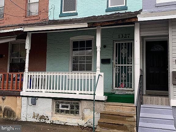2nd image of 1327 S Corlies St