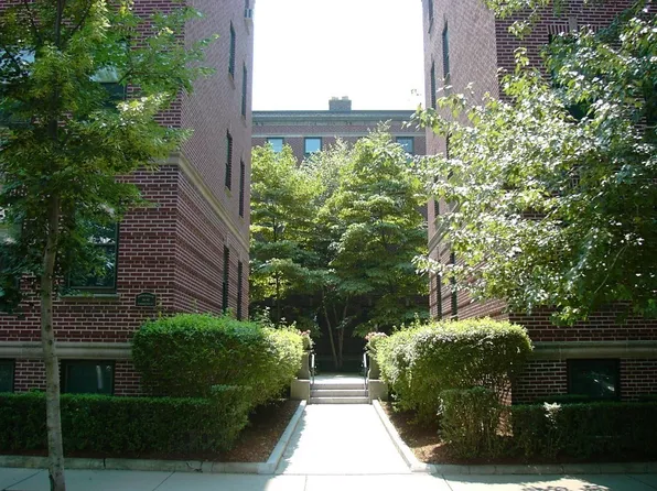 42 Linnaean St APT 12A, Cambridge, MA 02138