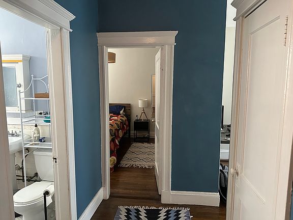 4th image of 1641 Commonwealth Ave APT 6