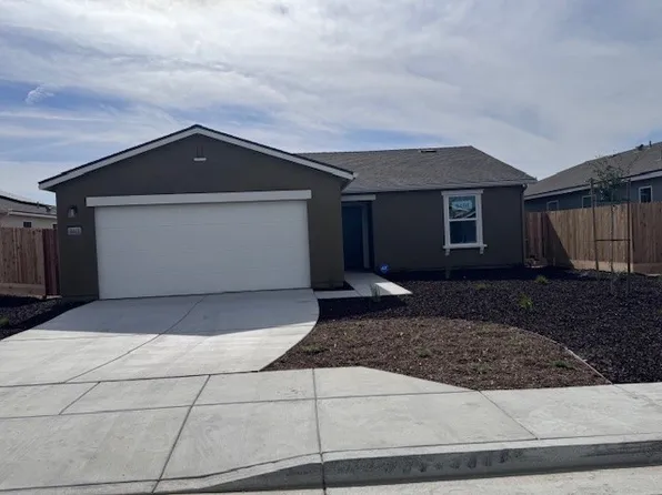 8415 Georgetown Dr, Bakersfield, CA 93307
