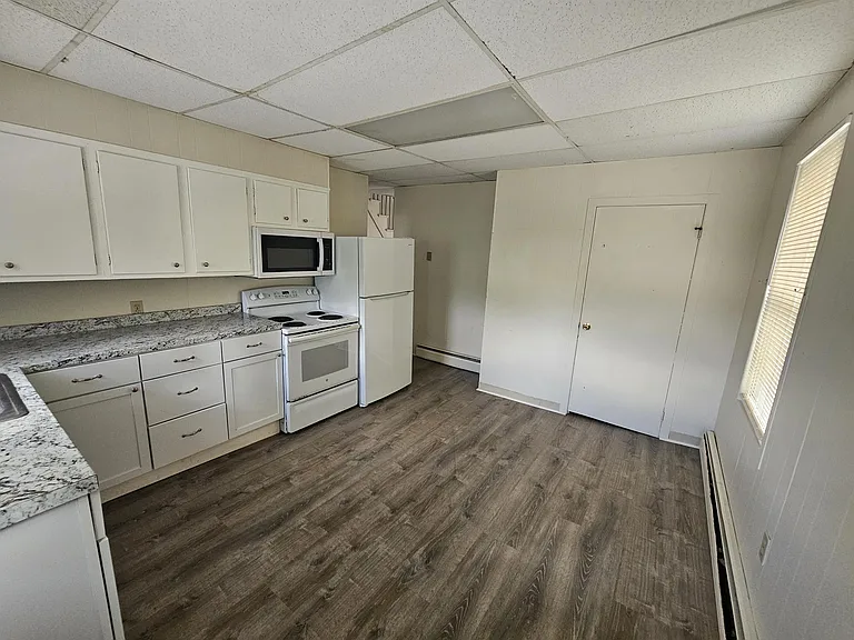 12 New York St #1 — Photo 4