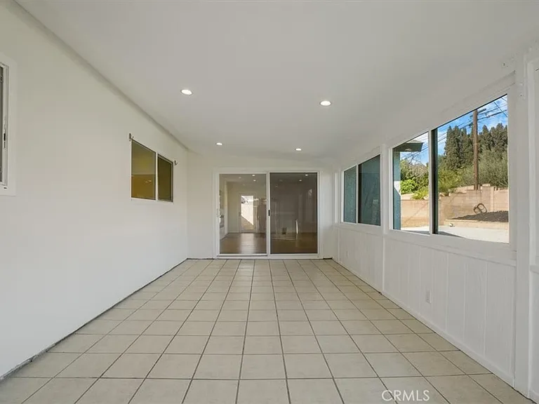 16329 Napa St — Photo 33