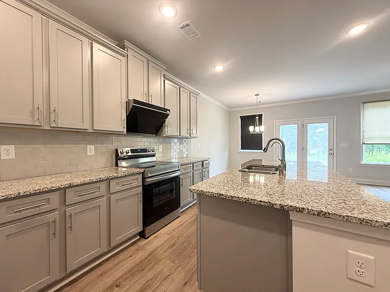 7316 Rocklin Ln — Photo 6