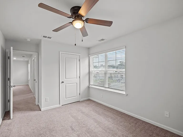 72 Knotty Ct — Photo 42
