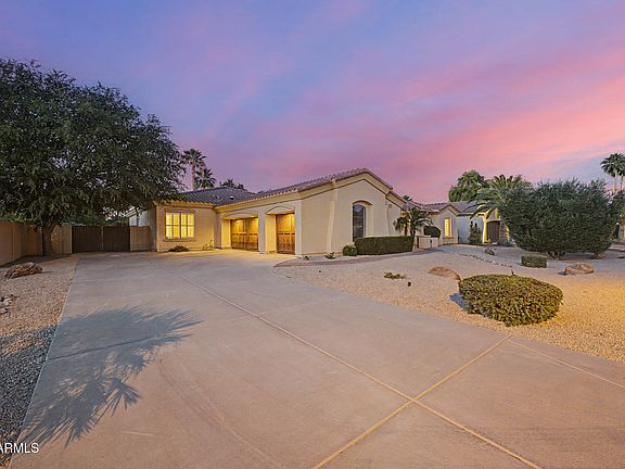 2nd image of 652 E BUENA VISTA Drive
